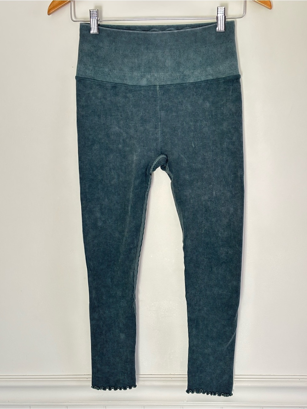 Spiritual Gangster Ribbed Leggings Tights Teal size Medium/Large Compression